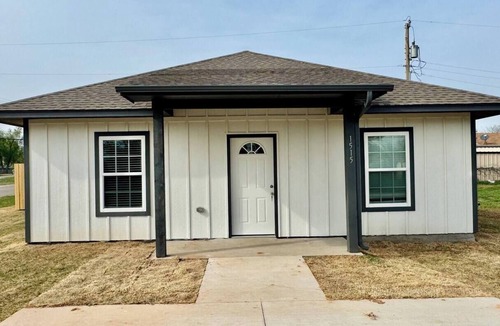 Lawton House | Brand New Modern Home, Fenced Backyard, Pets OK