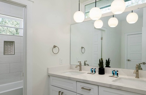 MLK House | Brand New Modern Home in Trendy East Austin. Near Downtown, and UT