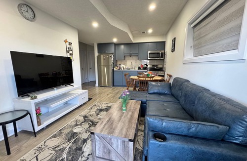 Kitchener House | Brand new modern private suite in Kitchener