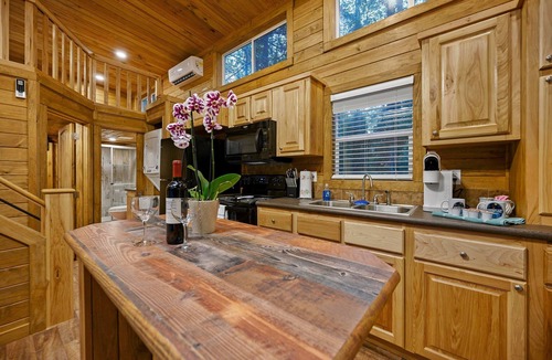 Octavia Cabin | BRAND NEW Mountain Fork River Front cabins located in Smithville!