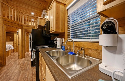 Octavia Cabin | BRAND NEW Mountain Fork River Front cabins located in Smithville!