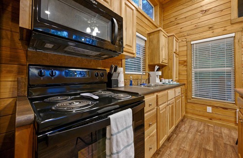 Octavia Cabin | BRAND NEW Mountain Fork River Front cabins located in Smithville!