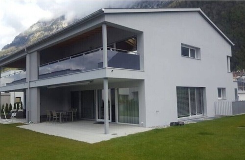 Ems House | Brand New Open Concept Whole House