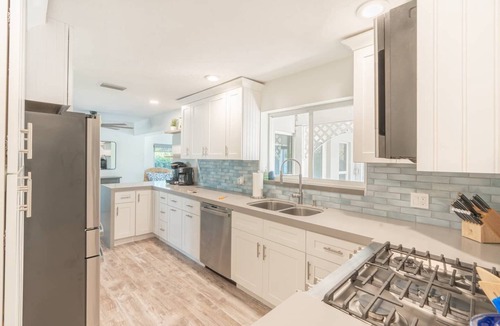 Singer Island House | Brand NEW POOL & SPA! Walk to Beach!