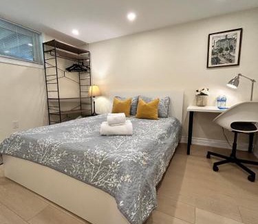 North York House | BRAND NEW PRIVATE room with EXCLUSIVE Bathroom