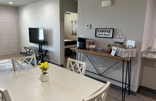 Clovis Apartment | Brand New Rest and Relaxation Apartments