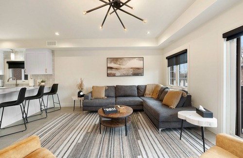 Riverside Condo | Brand New Riverside Retreat | Stylish 2BR +Parking