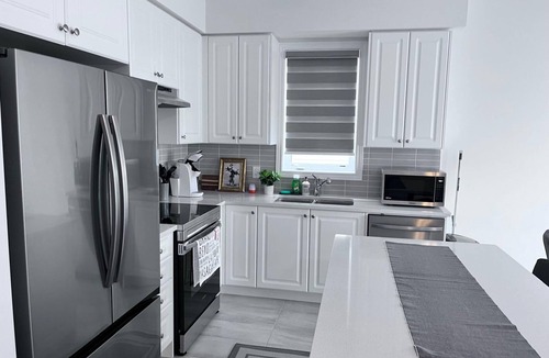 Wasaga Beach House | Brand new semi- detached home close to the beach and Blue Mountain