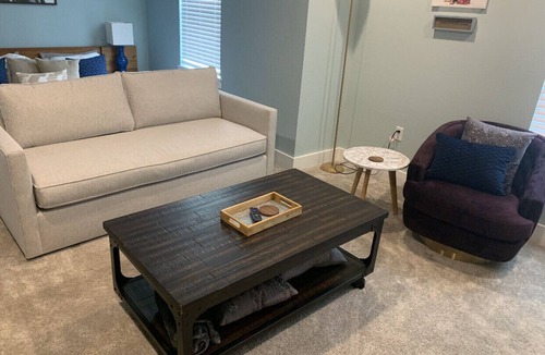 Austin Apartment | Brand New South Austin Newly Built LUV Studio W/Washer & Dryer Sleeps 4