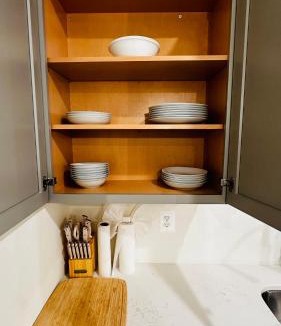 Woodbridge Apartment | Brand New Spacious 2br - 2bth Basement