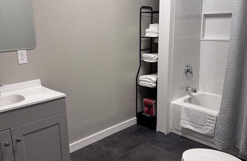 Kane Apartment | BRAND NEW, SPACIOUS, FUN - The Wolves Den on Fraley