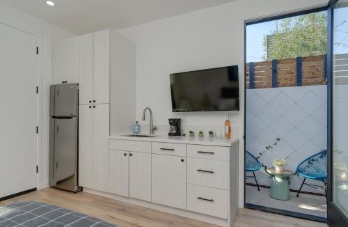 Mar Vista House | Brand New Studio in Mar Vista