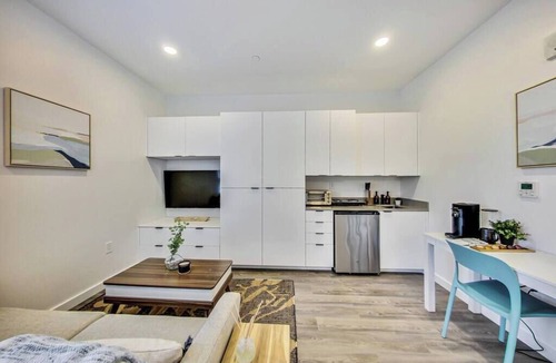 East Peralta Apartment | Brand New Studio Near Downtown
