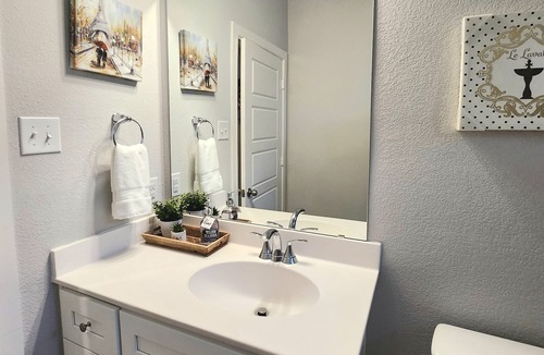 Forney Apartment | Brand New Studio, Quiet Neighborhood