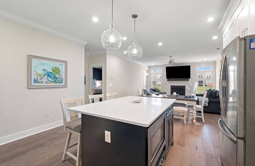 Cape Charles House | Brand new Stylish home for you and your pet!