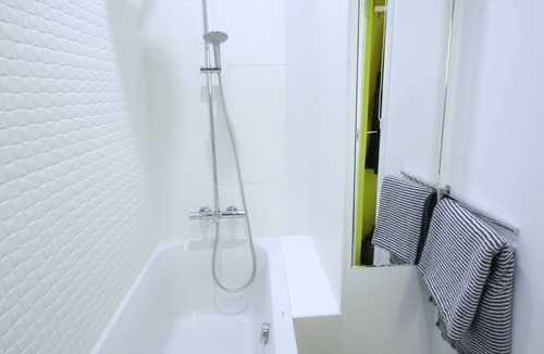 Quartier du Faubourg-Montmartre Apartment | Brand new top Floor Apartment - Near Opera Garnier