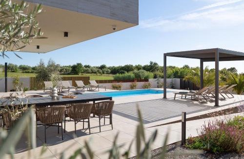Mali Maj Villa | Brand NEW villa S58 with HEATED pool