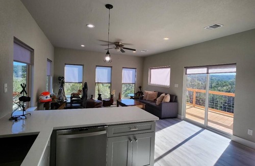 Helotes Cottage | Brand new w/gorgeous hill views- Ready to relax