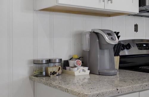 Whitehaven House | Brand new*Walk to Graceland*Sleeps 10*