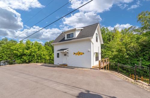 Bluff City House | Brand New Waterfront Construction