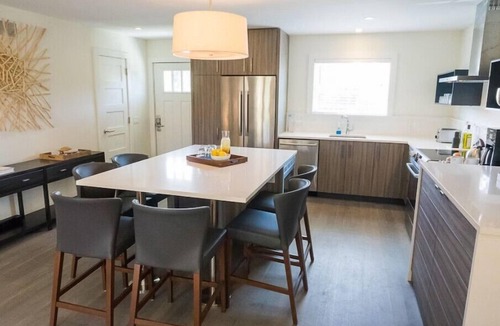 Culloden Shores Resort | Brand New Waterfront - Chic & Sophisticated