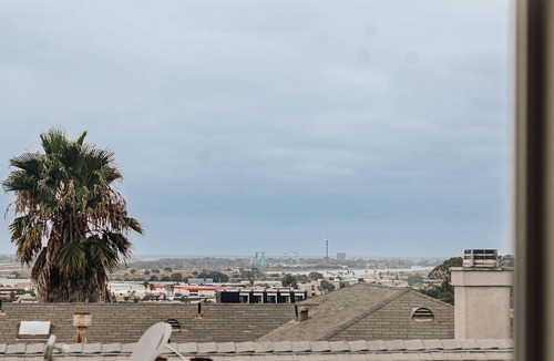 Morena House | Brand NEW4BR, Views, Family Friendly