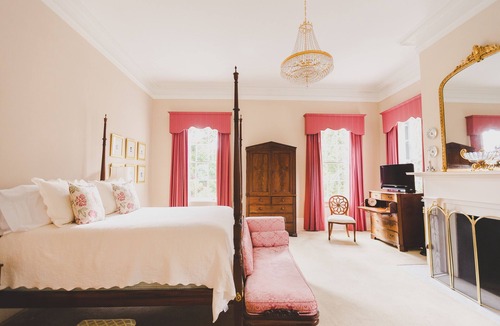 Natchez Bed & Breakfast | Brandon Hall Plantation
