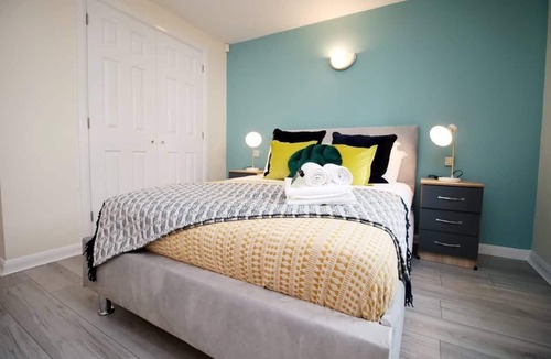 Harbourside Apartment | Brandon Hill Villa (with private terrace)