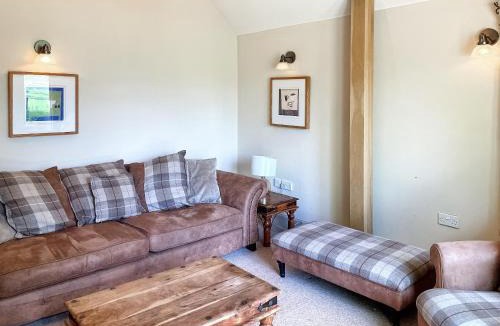 Clova House | Brandy Cottage - Ukc6855