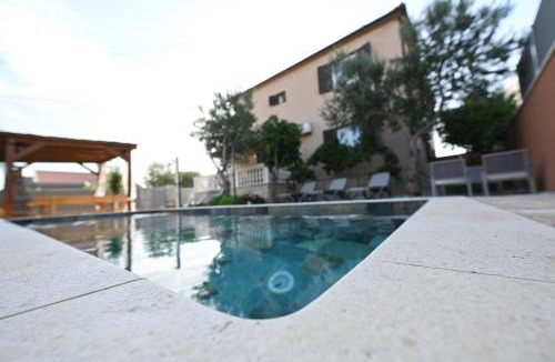 Zadar Apartment | Brane Apartments with shared swimming pool