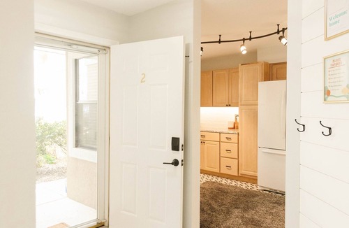 Table Rock Condo | *Branson Boho 1* Gated on GROUND FLOOR FULLY REDONE 2 king beds, 2 full bath!