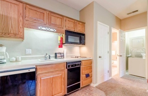 Branson West Apartment | Branson Condo at Stonebridge Golf Resort with Pool and Wi-Fi near Silver Dollar