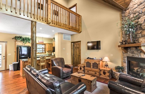 Indian Point Cottage | Branson Home w/Game Room, Near Silver Dollar City