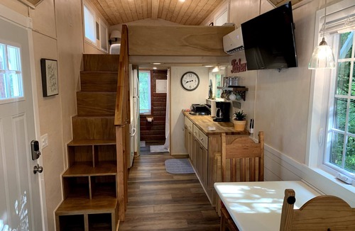Branson House | Branson Tiny Home: Quiet, Cozy & Unique Lodging in the Heart of Branson!