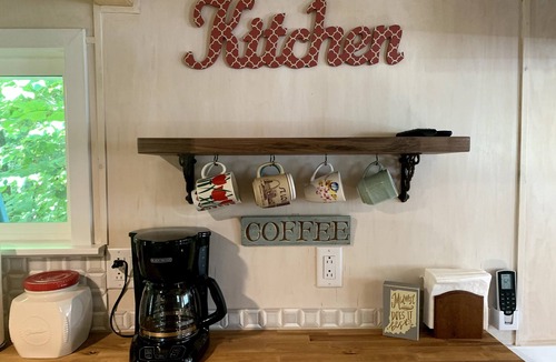 Branson House | Branson Tiny Home: Quiet, Cozy & Unique Lodging in the Heart of Branson!