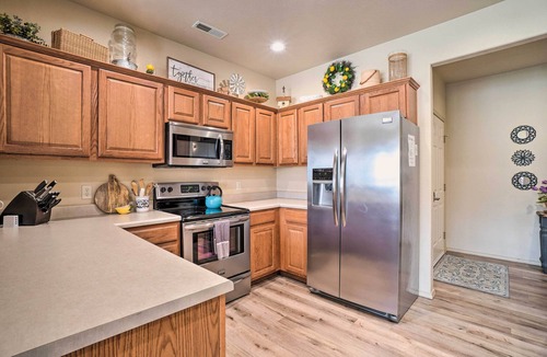 Branson West Villa | Branson West Villa w/Golf Course View & Pool!