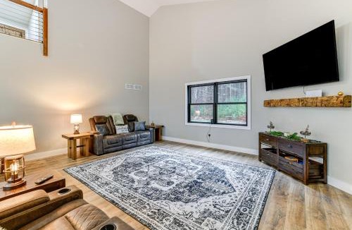 Deer River House | Brantingham Home: ATV & Snowmobile Trails On-Site!