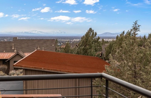 Powell Butte Cabin | Brasada Ranch Luxury Cabin - 3 Beds - Views
