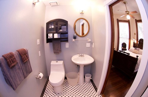 Clarksville Bed & Breakfast | Brava House Bed and Breakfast