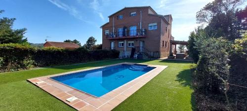 Vidreres Villa | Bravaholidays-601-Lloret Park 1