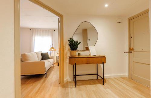 el Mercadal Apartment | Bravissimo Maragall, very spacious and central