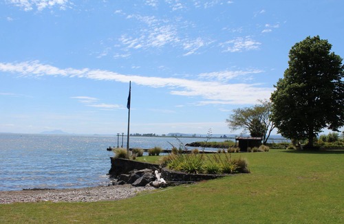 Tokaanu Hotel | Braxmere