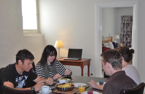 Murray Bridge East Bed & Breakfast | Brayfield Cottage