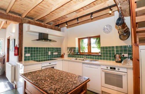 New Forest District House | Breaches Barn