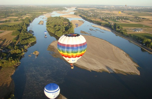 Saumur Apartment | Break in the center of Saumur superb castle view