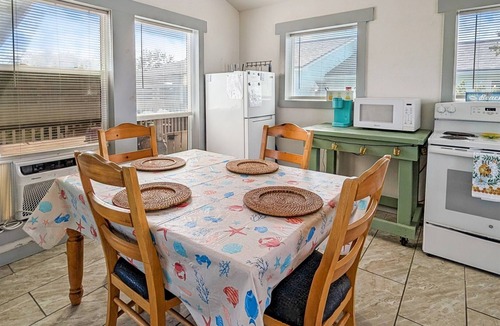 Rockport Cottage | Break Point - Waterfront in Rockport!