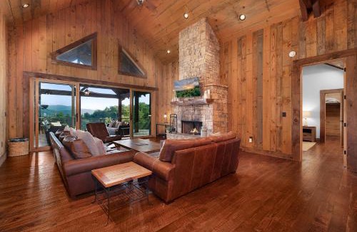 Foxfire Estates House | Breakaway Ridge