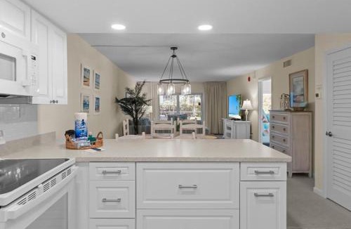 Sanibel House | Breaker's West A7