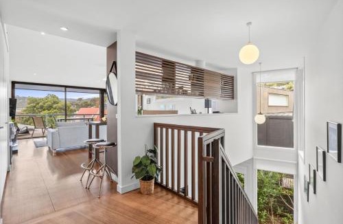 Lorne House | Breakers 12 - BYO Linen