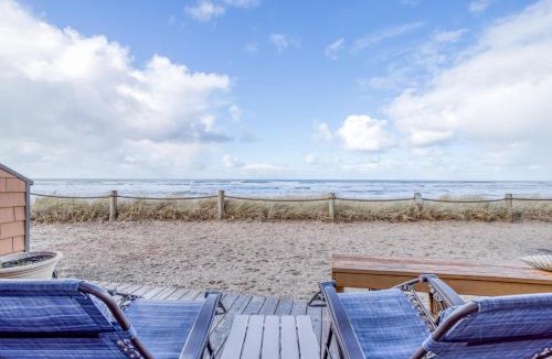 Neskowin House | Breakers Beach House 4 - Meredith Lodging